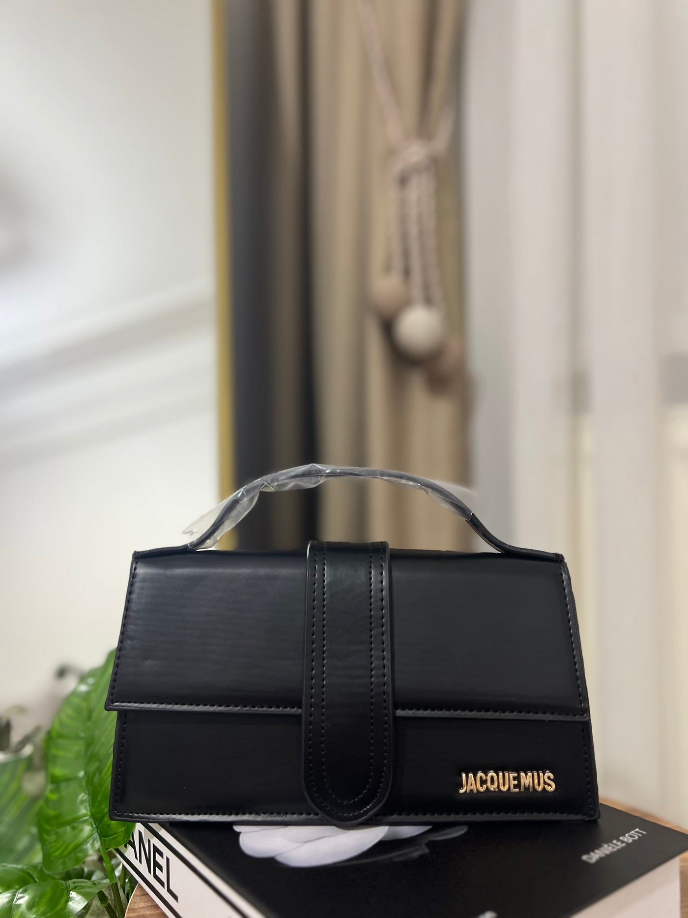 Aura jacquemus bags