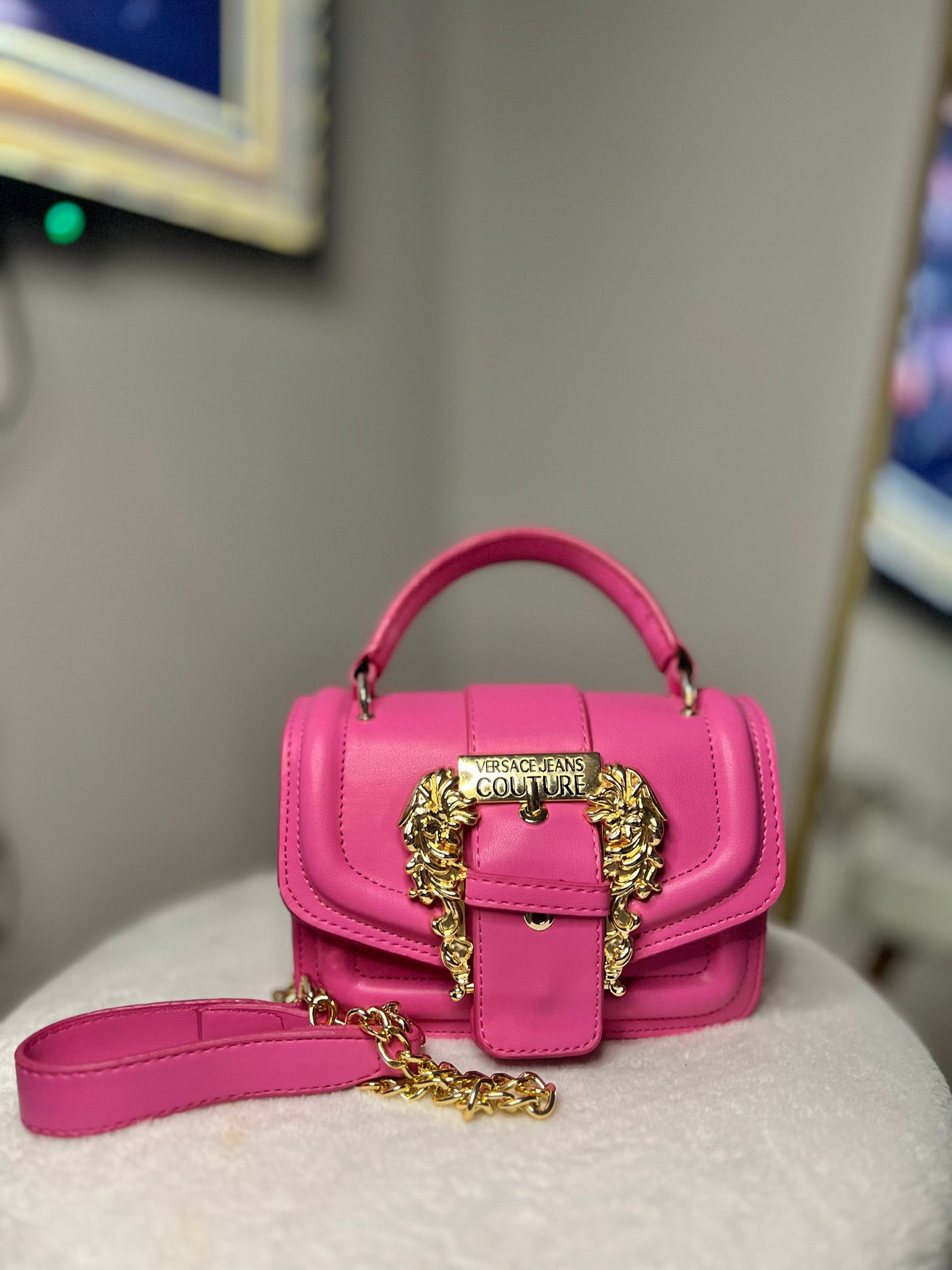 aura versace bag