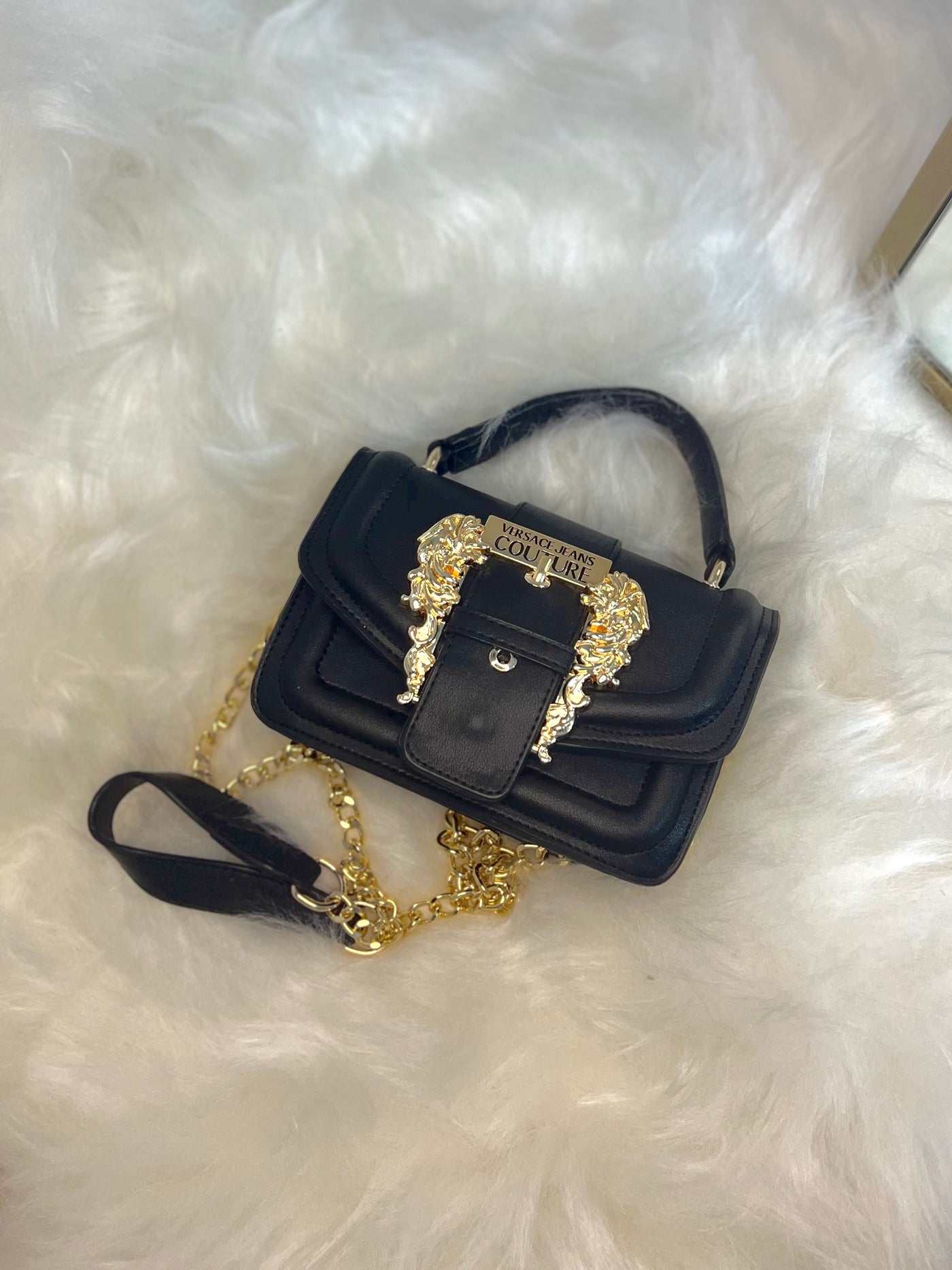 aura versace bag